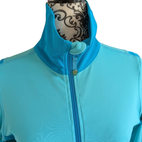 Lululemon Raja Jacket II Active Running Women 8 Comfy Athleisure Reversible 2008 - Picture 5 of 13